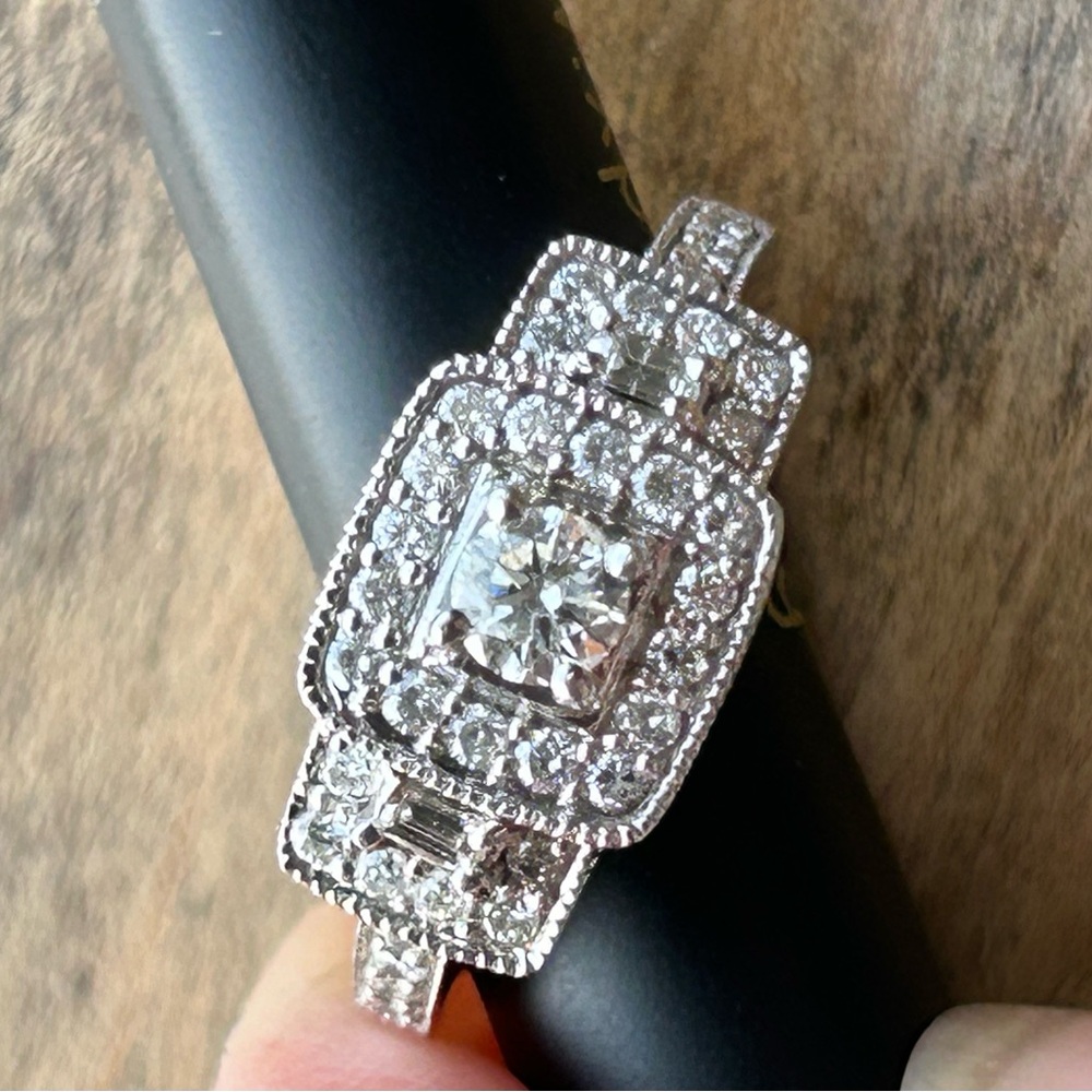NWT 14kt Vera Wang diamond ring. Excluded from bundle discounts